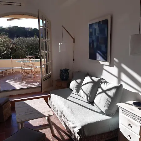 公寓 T2 Renove 100m Avec Privatif Entre Calvi Et Ile Rousse 卢米奥