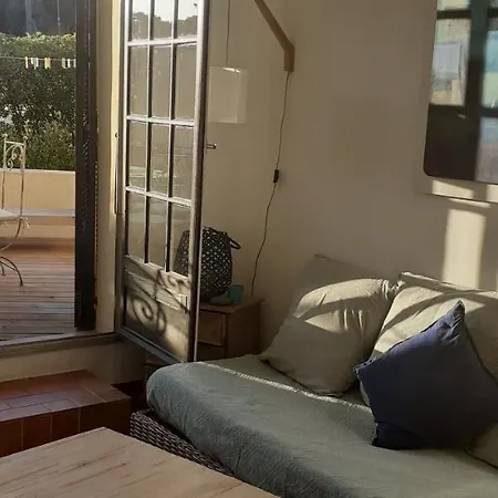 T2 Renove 100m Avec Privatif Entre Calvi Et Ile Rousse *