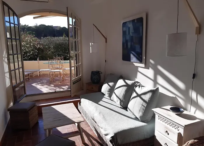 Apartament T2 Renove 100m Avec Privatif Entre Calvi Et Ile Rousse Lumio (Corsica)